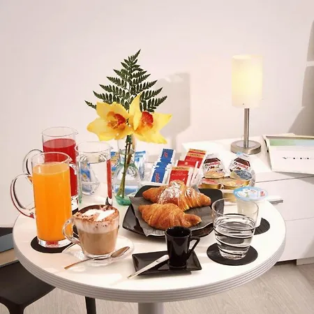 Rome Aparthotel فندق مبيت وإفطار روما