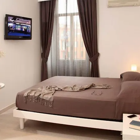 Rome Aparthotel فندق مبيت وإفطار